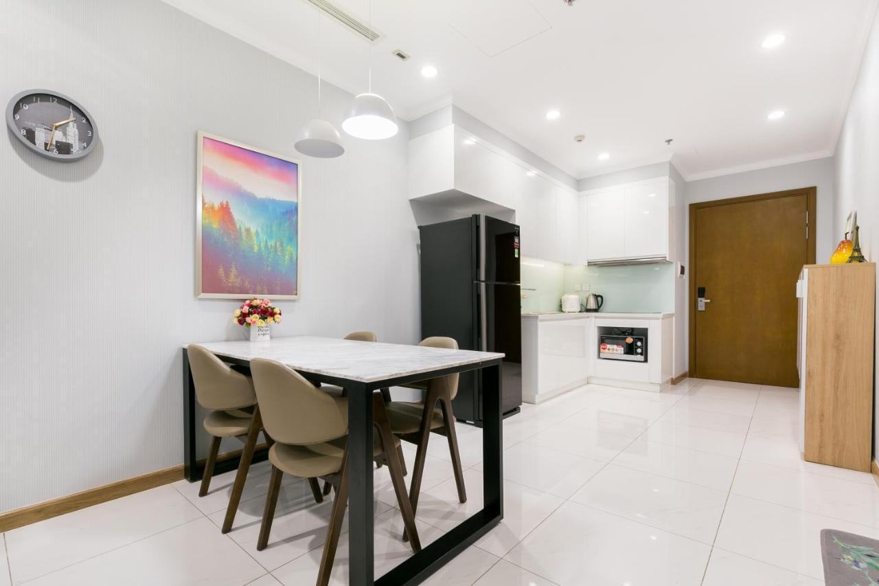 Vinhomes Park - Stylish And High Class Service - 10 Stars Apartment