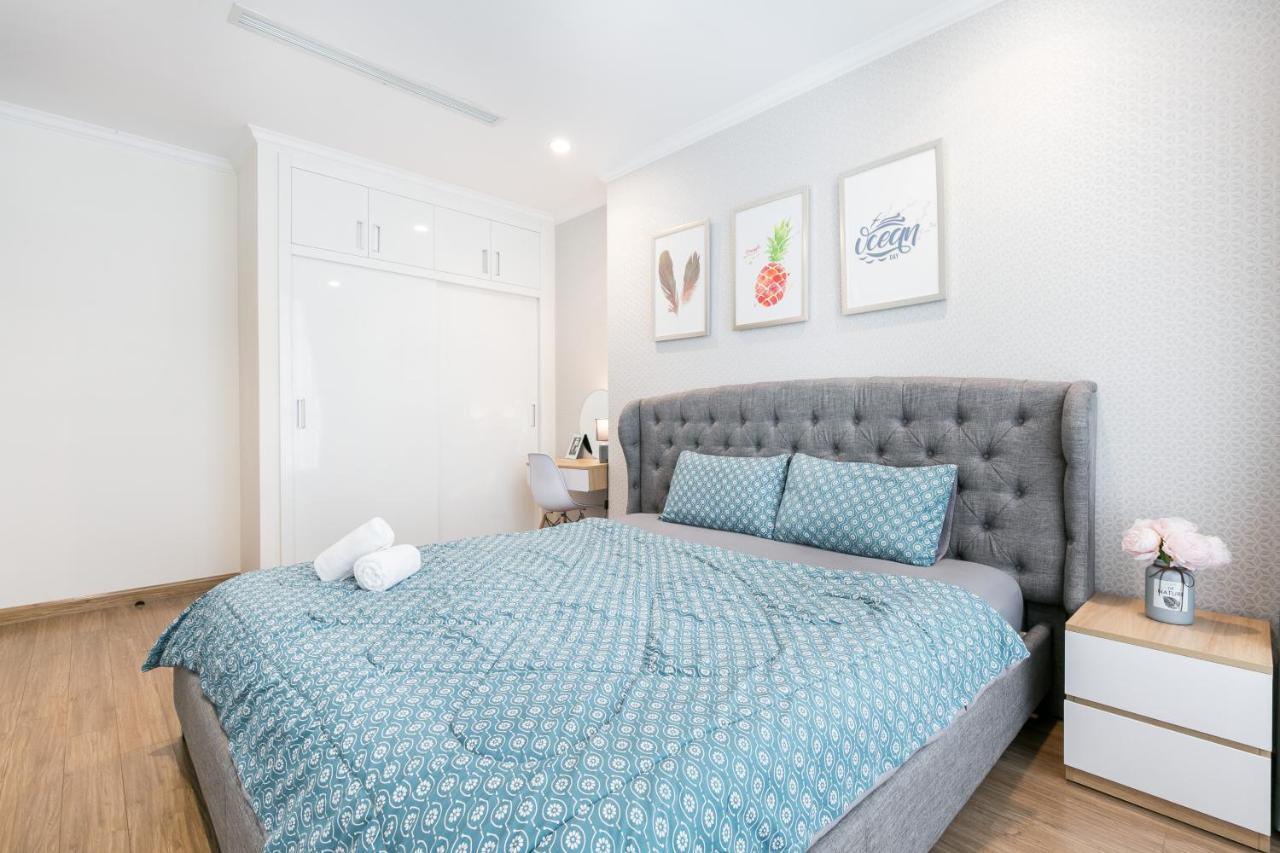Apartment Vinhomes Park - Stylish And High Class Service - 10 Stars *
