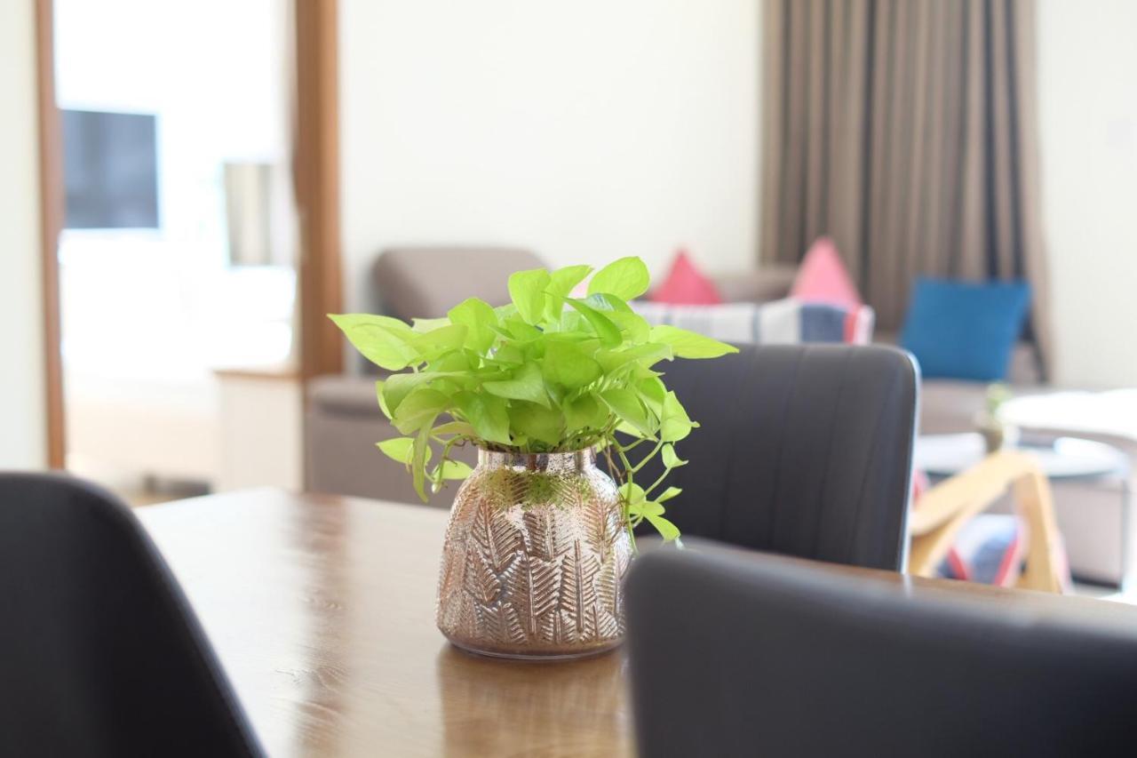 Vinhomes Park - Stylish And High Class Service - 10 Stars * Ho Chi Minh City