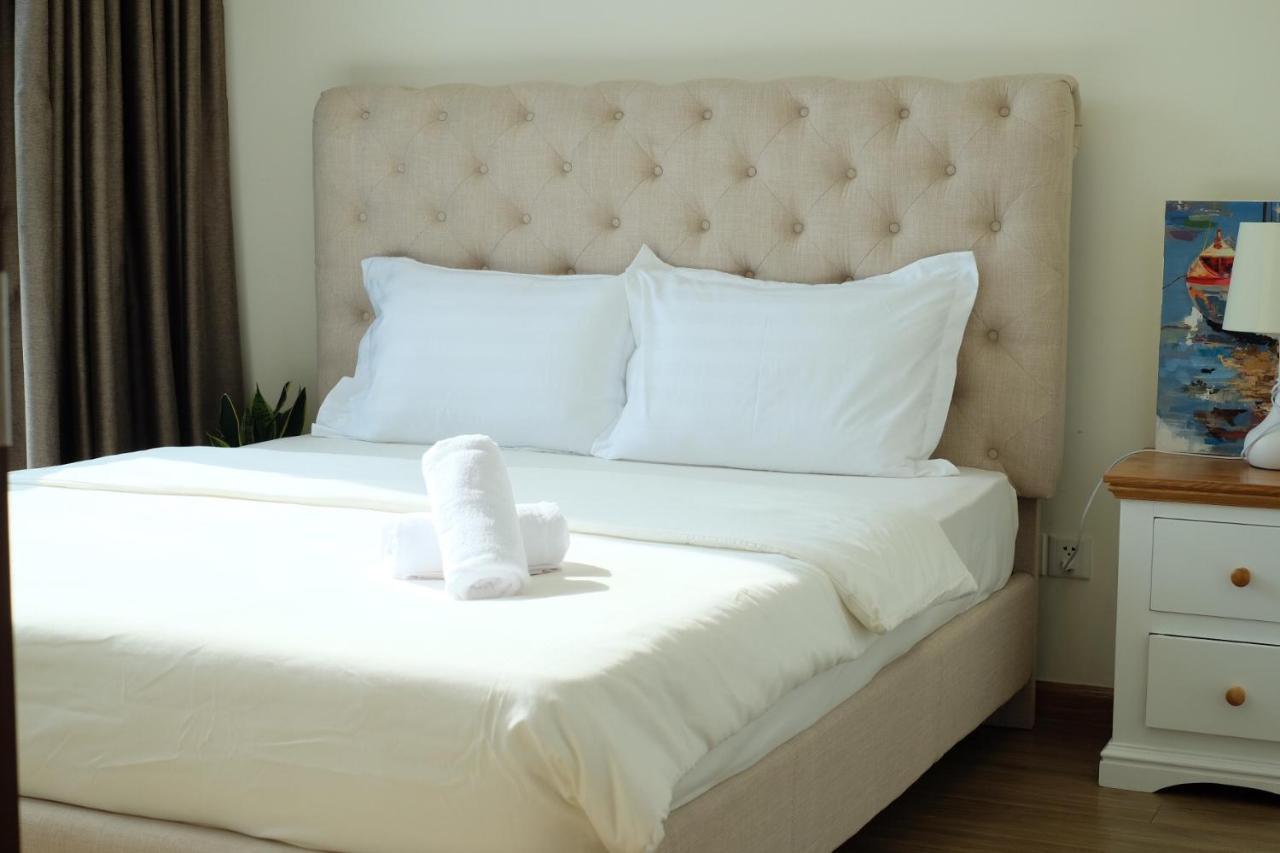 Apartment Vinhomes Park - Stylish And High Class Service - 10 Stars *